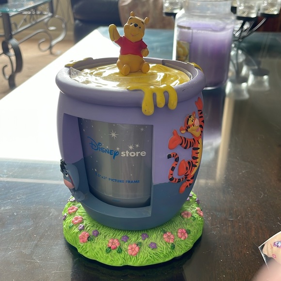Disney Winnie the Pooh Tiger Piglet Eeyore Honey Spinning Picture Photo Frame - Picture 2 of 9